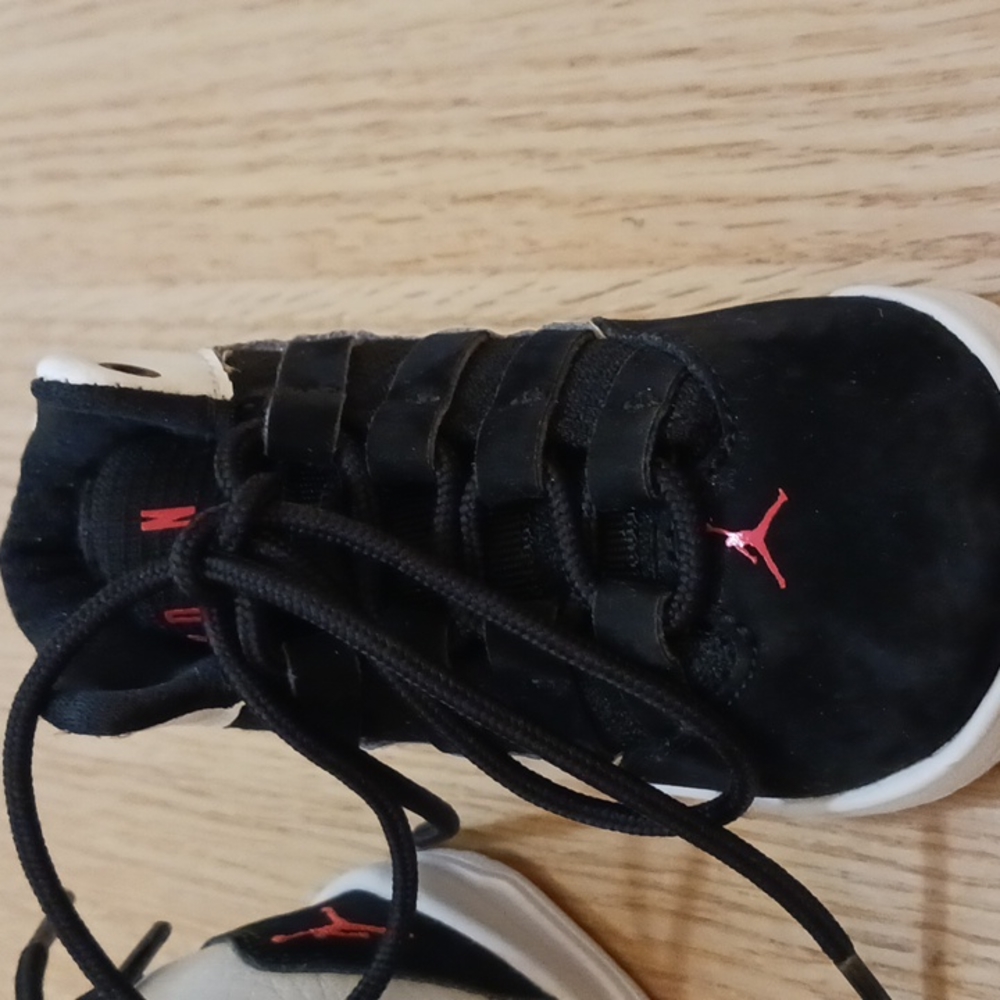 Jordan Aurora shoes size 5C Unisex - Picture 7 of 7